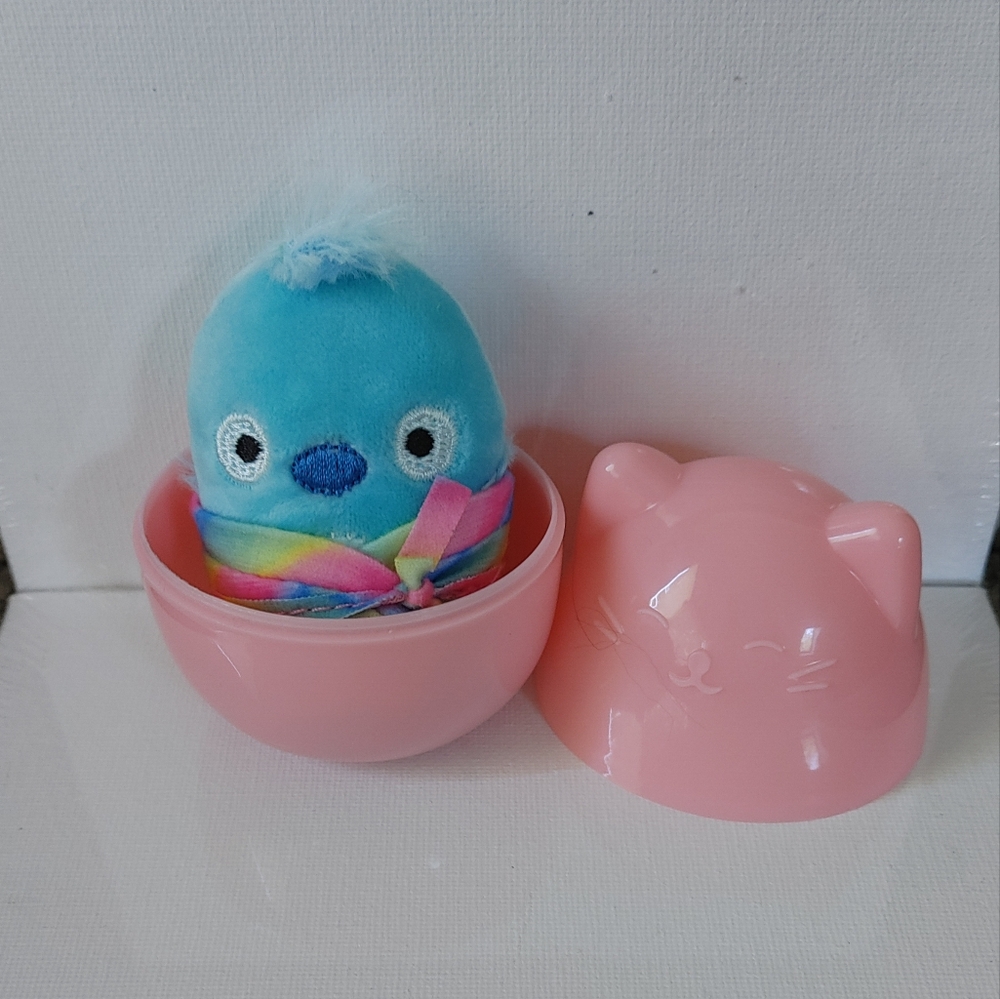 Squishmallow Squishville With Fashion Accessory Series 5 Camden The Bluebird